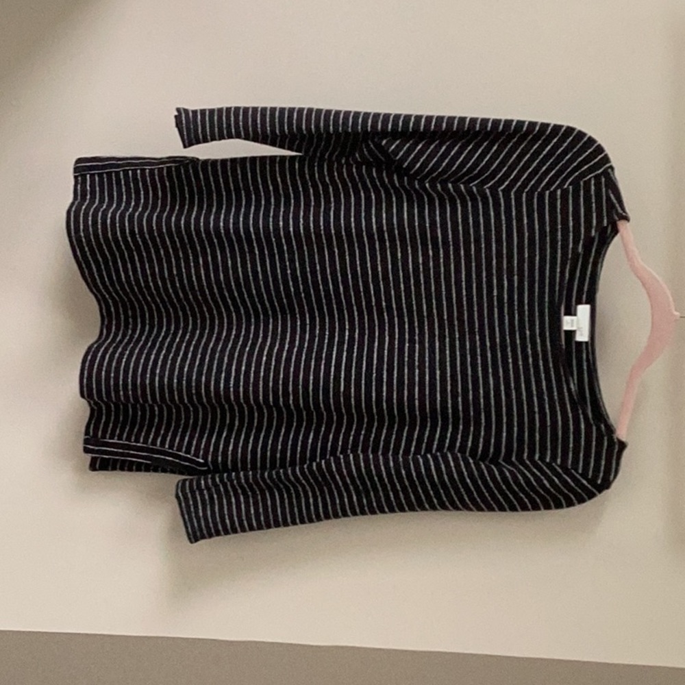 Black and gray striped long sleeve